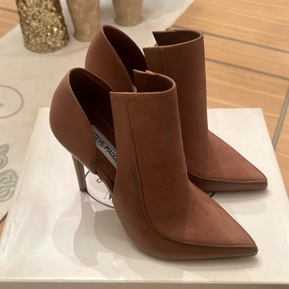 Steve Madden Daniella Leather & Suede high heeled bootie